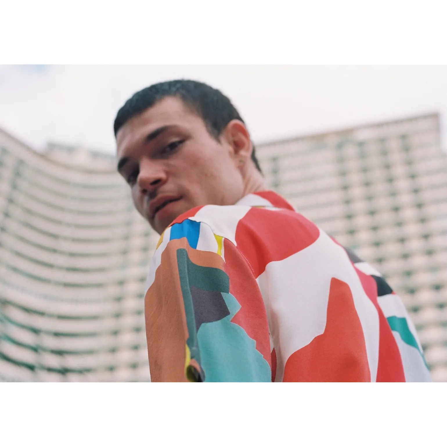 CHEMISE HAWAÏENNE ABSTRACT